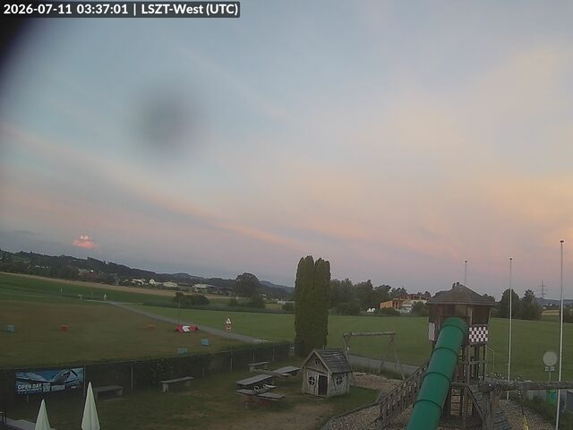 Lommis: Airfield - Cam West