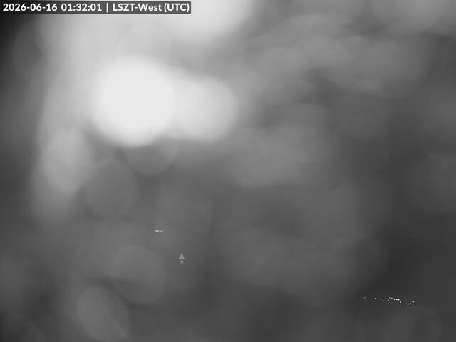 Lommis: Airfield - Cam West