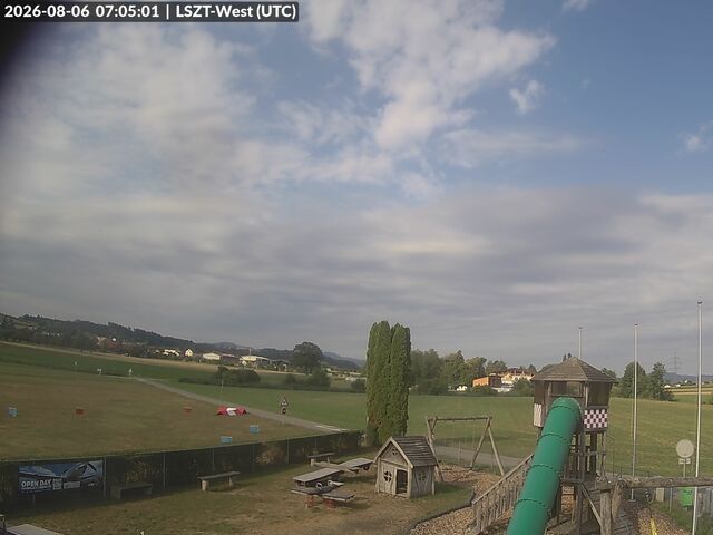 Lommis: Airfield - Cam West