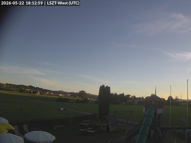 Lommis: Airfield - Cam West