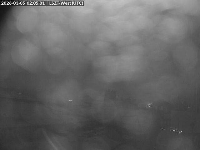 Lommis: Airfield - Cam West