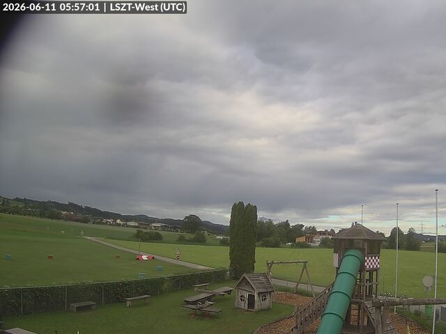 Lommis: Airfield - Cam West