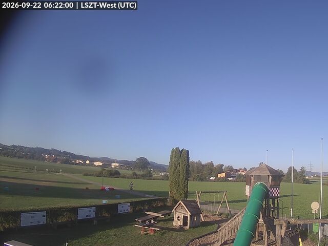 Lommis: Airfield - Cam West