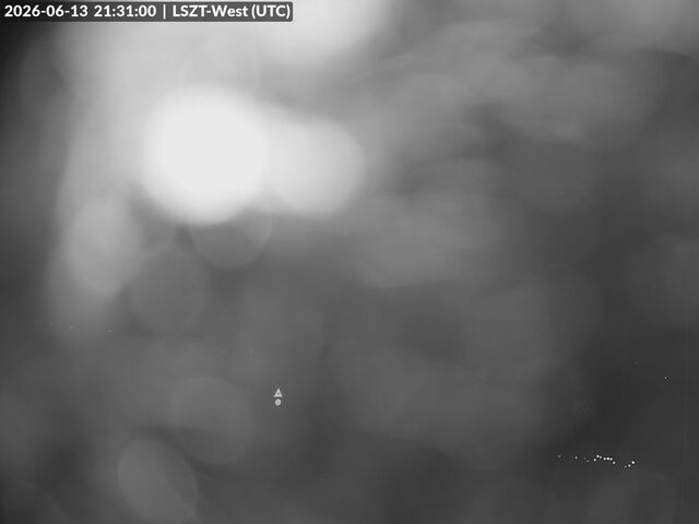 Lommis: Airfield - Cam West