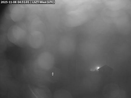 Lommis: Airfield - Cam West