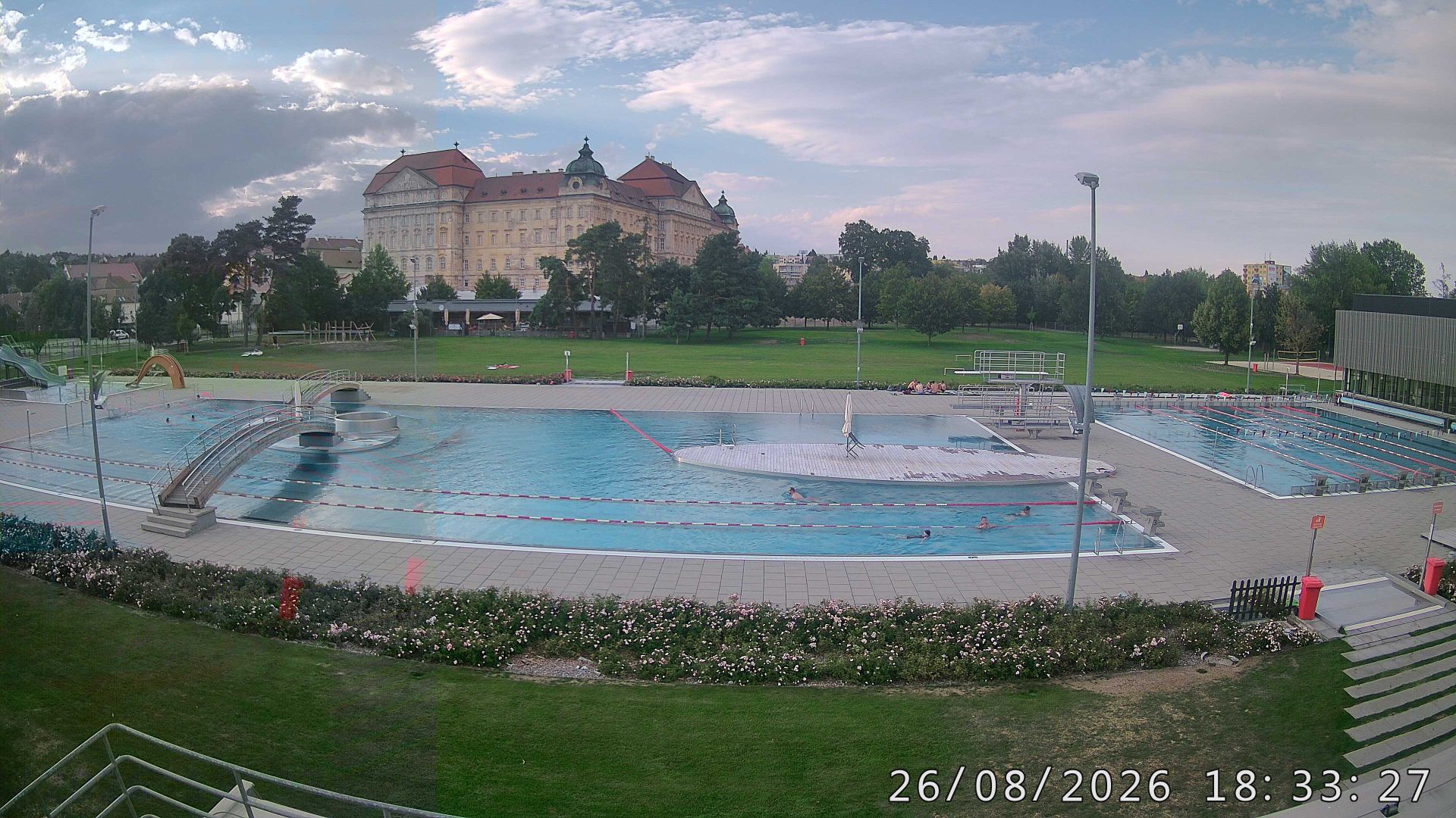Traffic Cam Znojmo › North: Plovárna Louka