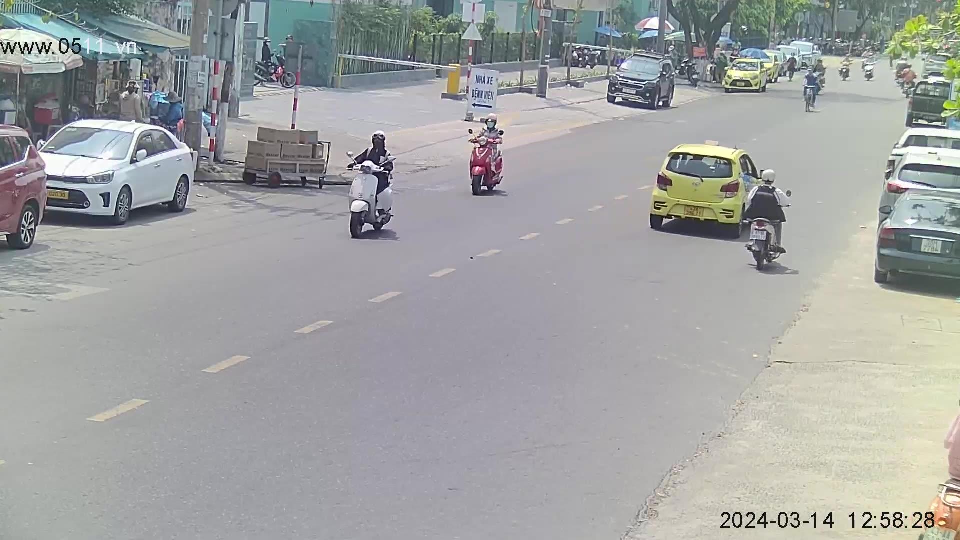 Quang Ha traffic Webcam