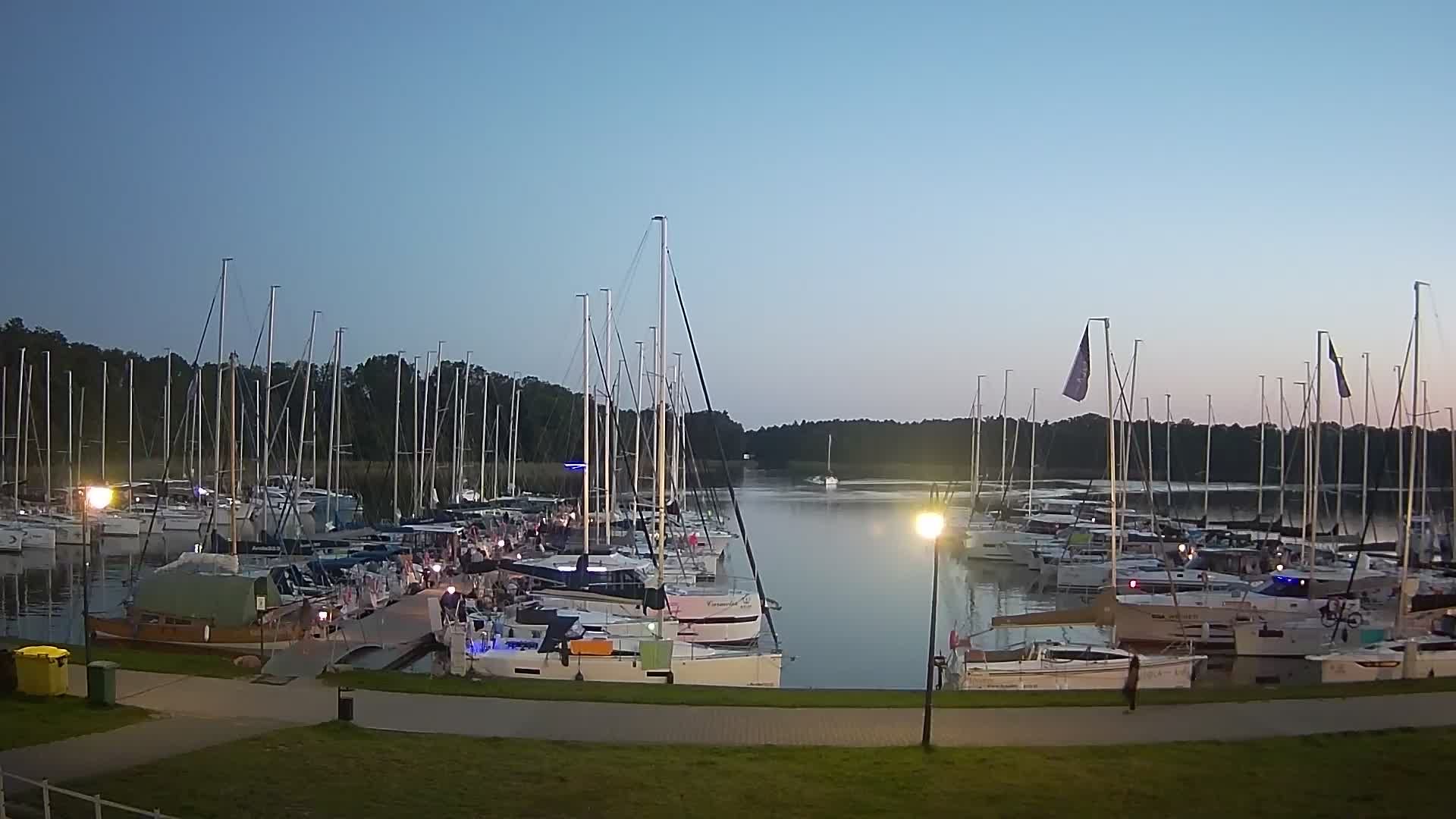 Traffic Cam Sztynort › South: Port Sztynort