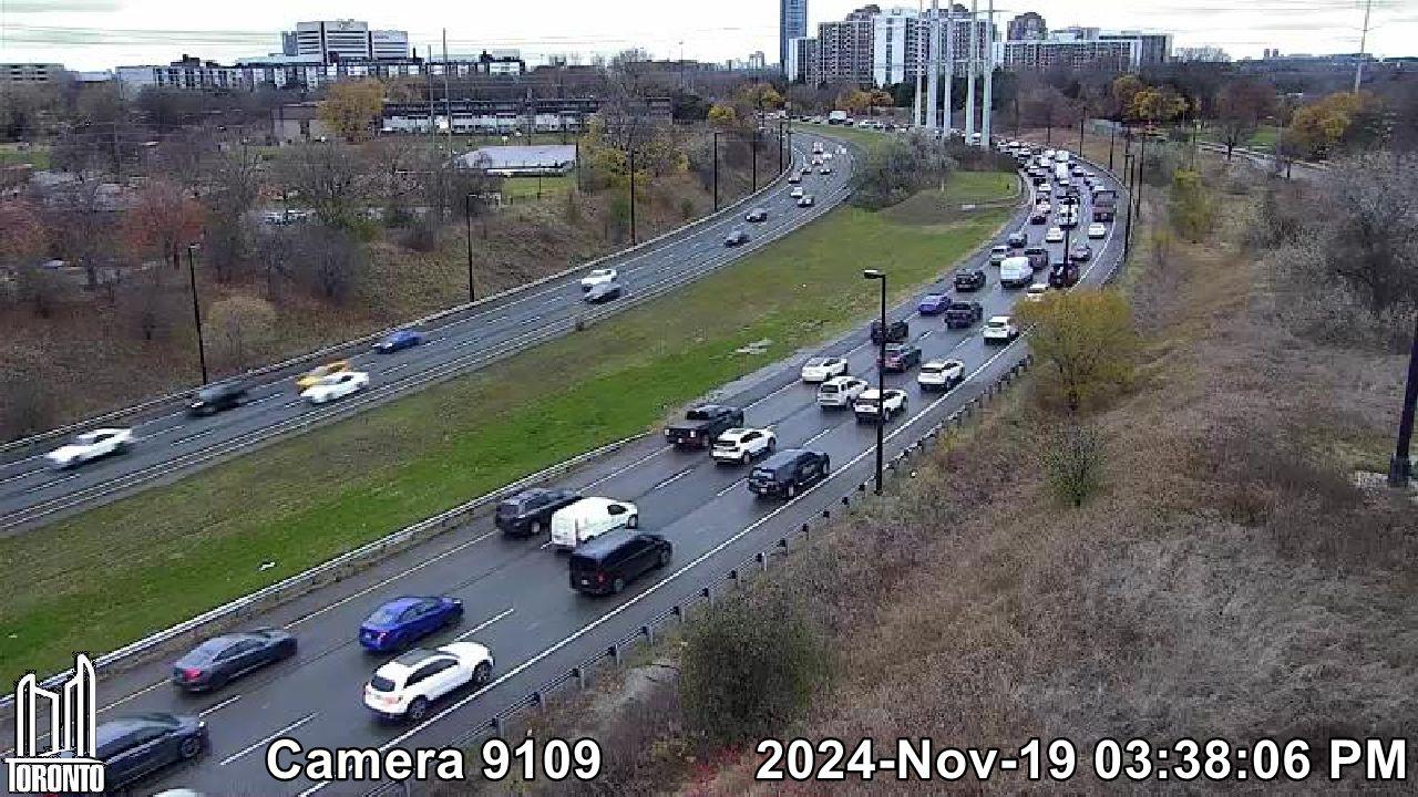Don Valley Parkway Traffic - Toronto Webcam
