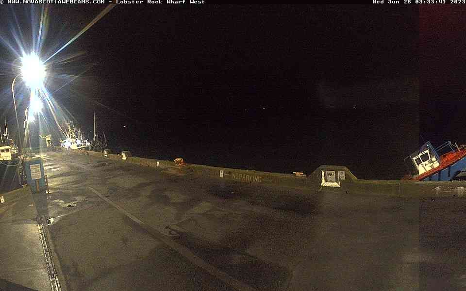 Traffic Cam Downtown › West: Lobster Rock Wharf West