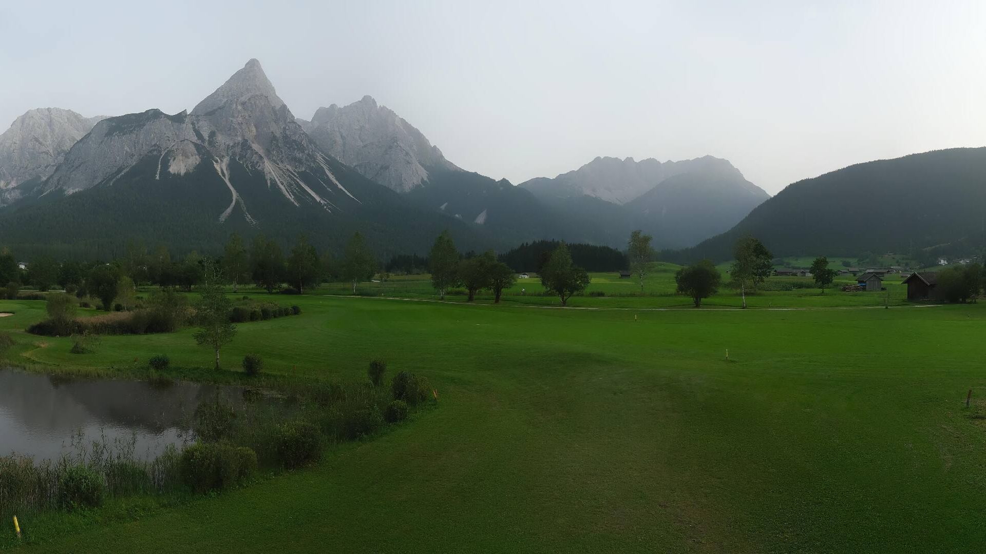 Traffic Cam Gemeinde Lermoos: Ehrwald-Lermoos - Golfclub Zugspitze