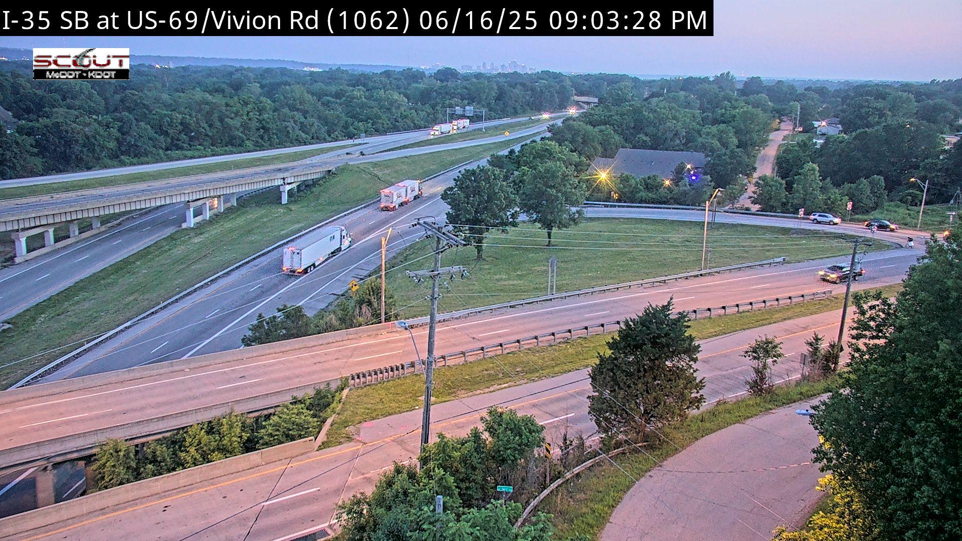 Traffic Cam Kansas City: I- S @ US/VIVION