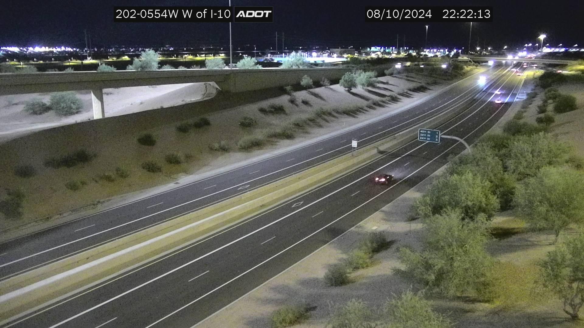 Traffic Cam Phoenix › West: SR-202 WB 55.40 @W of I-10