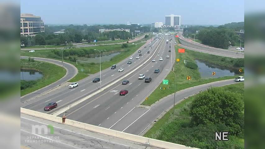 Traffic Cam Minnetonka: I-394: I-394 EB @ Co Rd