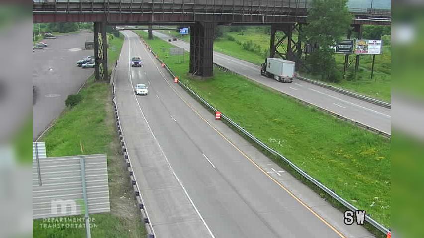 Traffic Cam Duluth: I-35: I-35 NB (Oredocks)