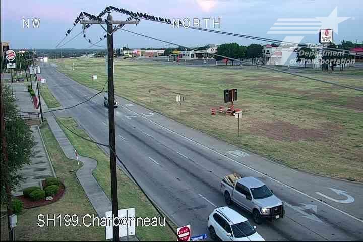 Traffic Cam Lake Worth › East: SH199 @ Charbonneau