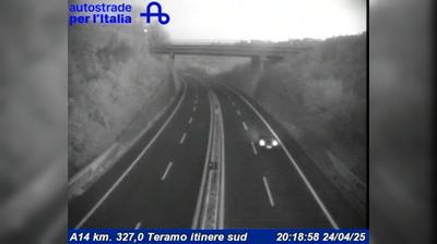 Preview delle webcam di Mosciano Sant'Angelo: A14 km. 327,0 Teramo itinere sud