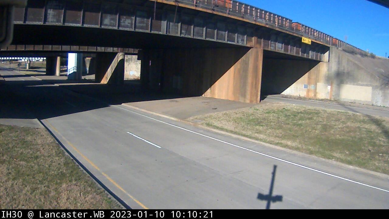 Traffic Cam Fort Worth › West: WWD I-30 @ Lancaster.WB Inbound CCTV