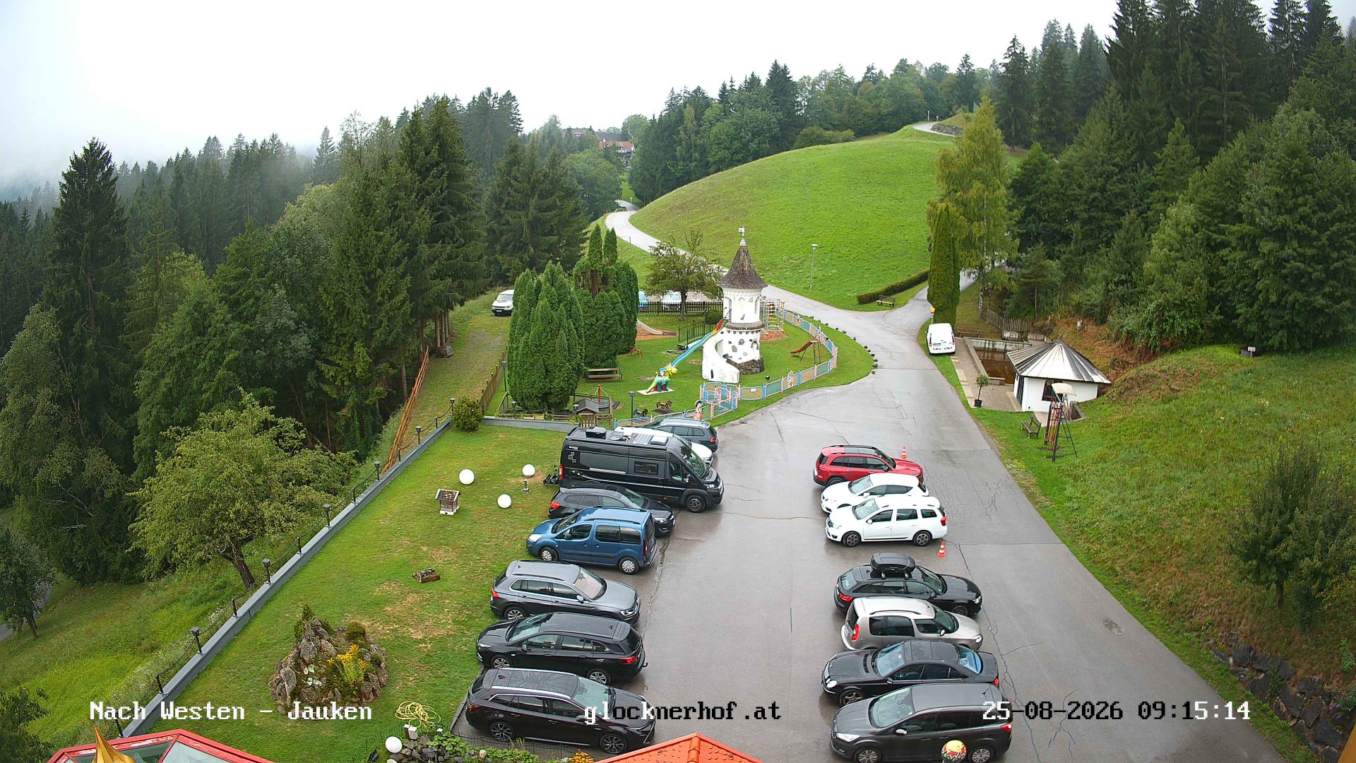 Traffic Cam Berg im Drautal: Hotel Glocknerhof