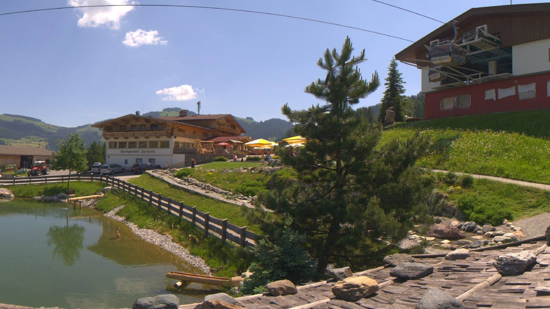 Enchanting Mountain Vista: Sölls Hexenwasser Webcam