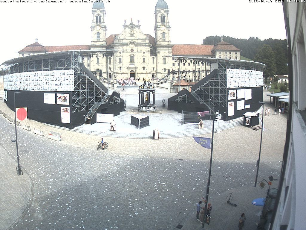 Einsiedeln: Klosterplatz