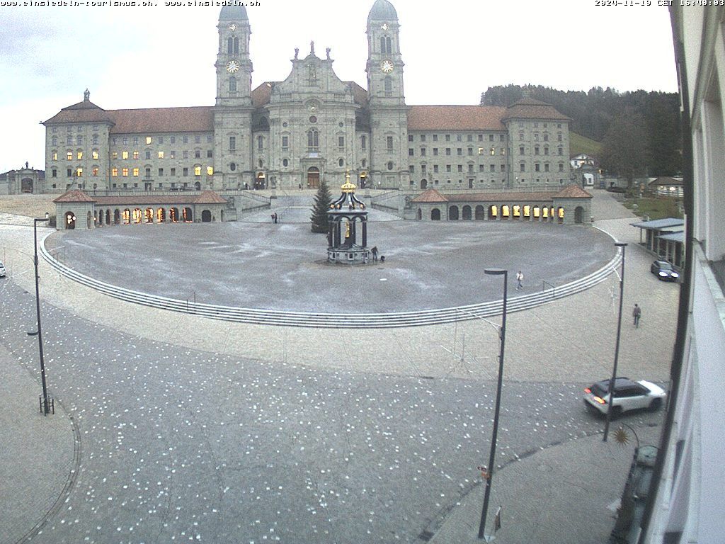 Einsiedeln: Klosterplatz