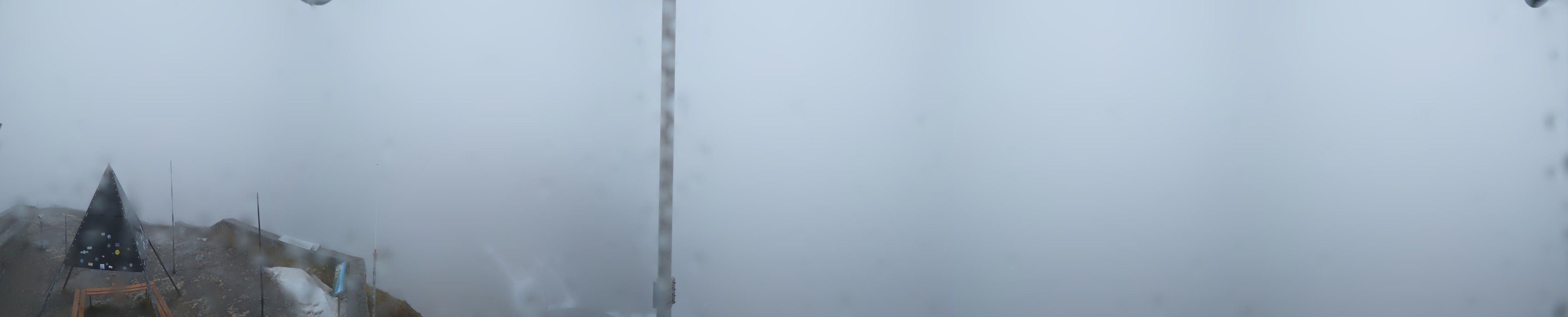 Alpnach › Nordosten: Pilatus Kulm - Bürgenstock - Lucerne - Vierwaldstättersee - Rigi Kulm