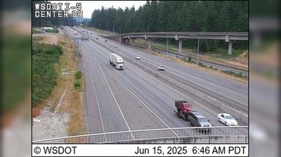 I-5 at MP 1179: Center Dr - Traffic and Landscape
