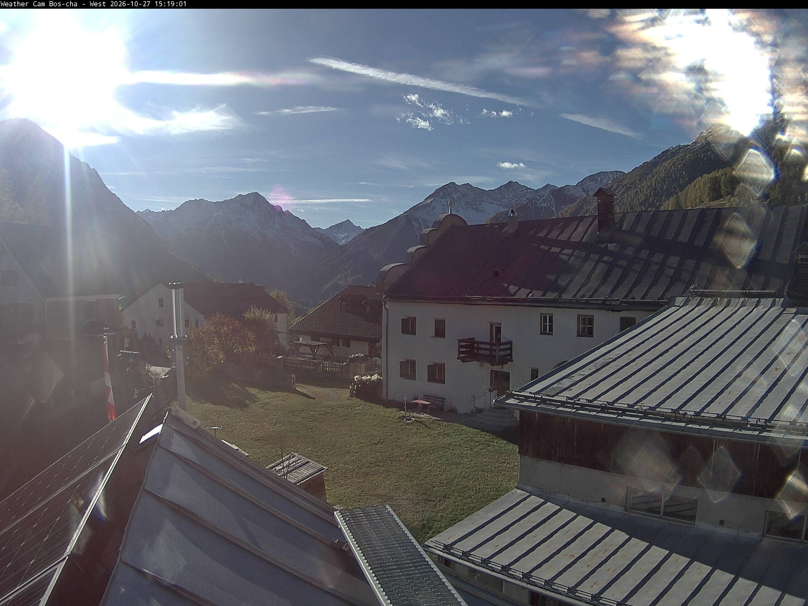 Bos-cha › Westen: Dorfplatz