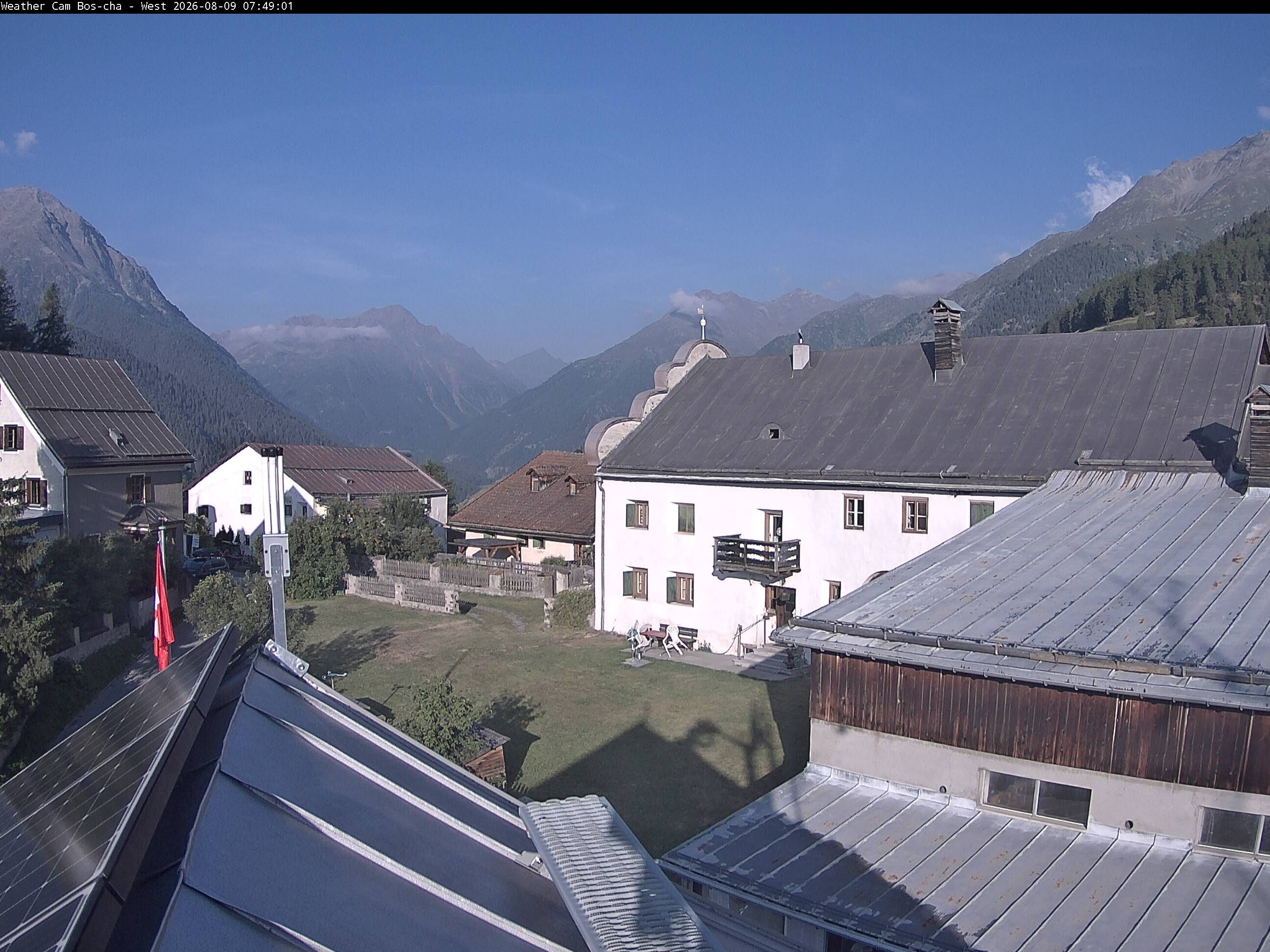 Bos-cha › Westen: Dorfplatz