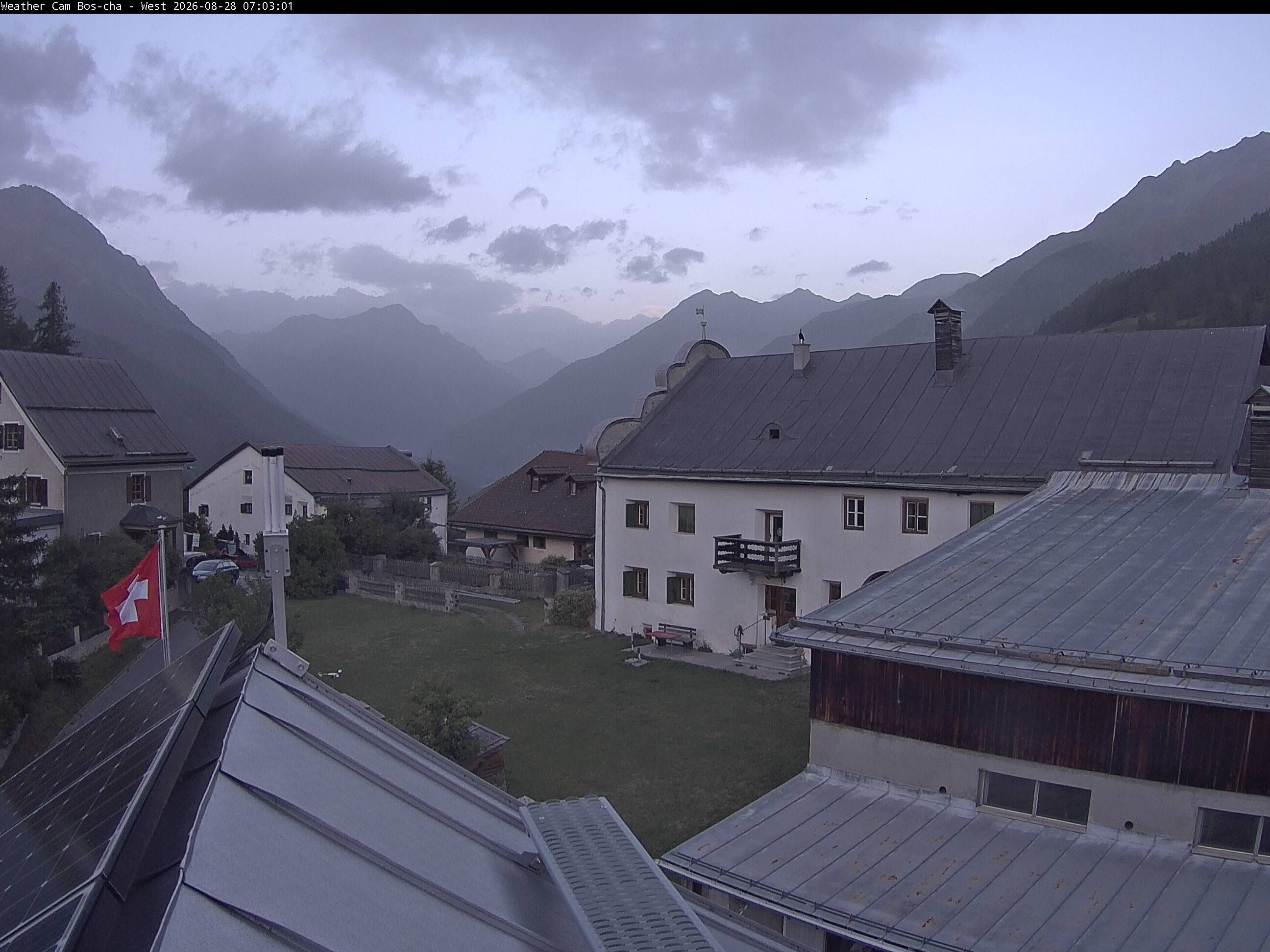 Bos-cha › Westen: Dorfplatz