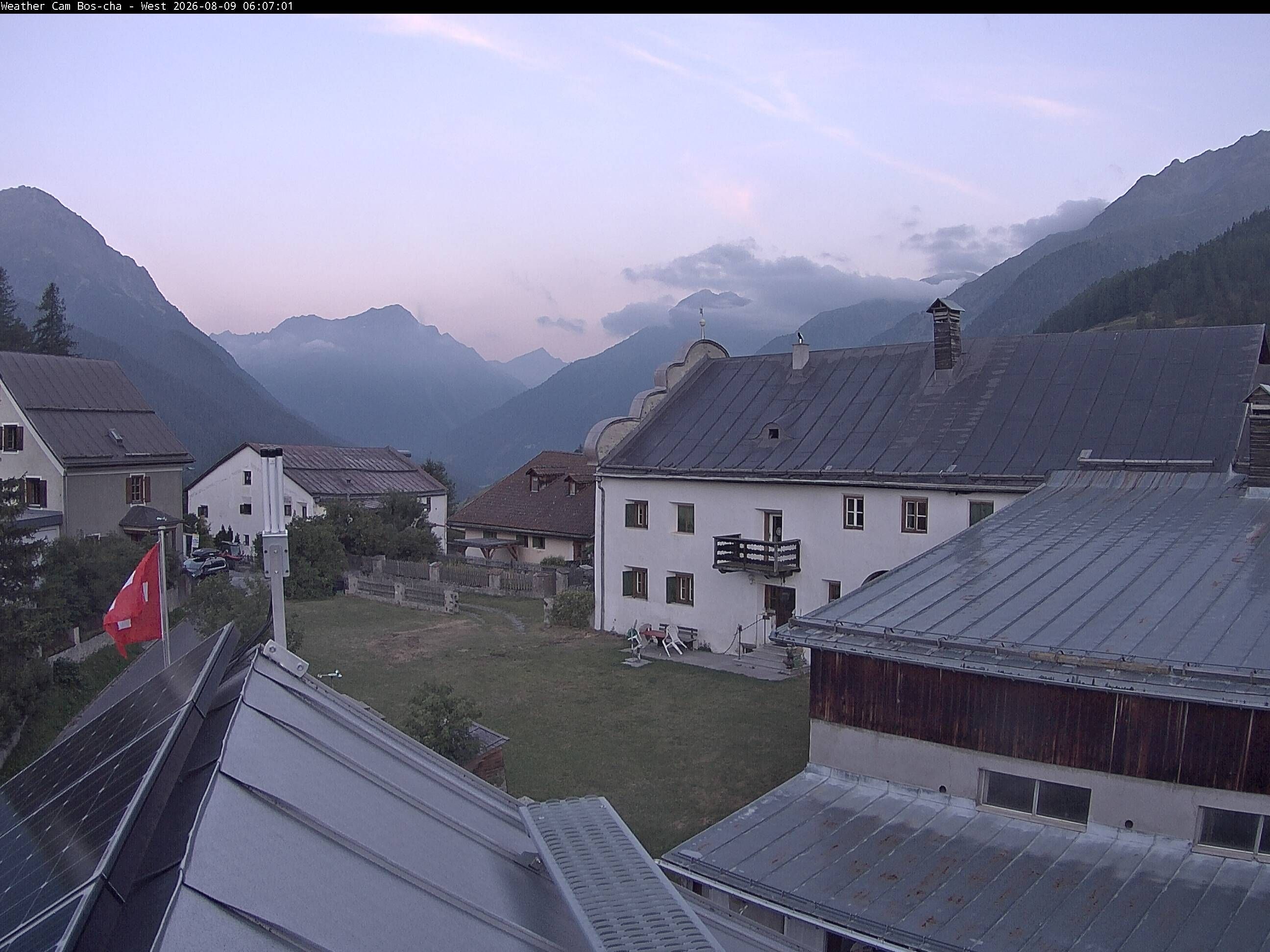 Bos-cha › Westen: Dorfplatz