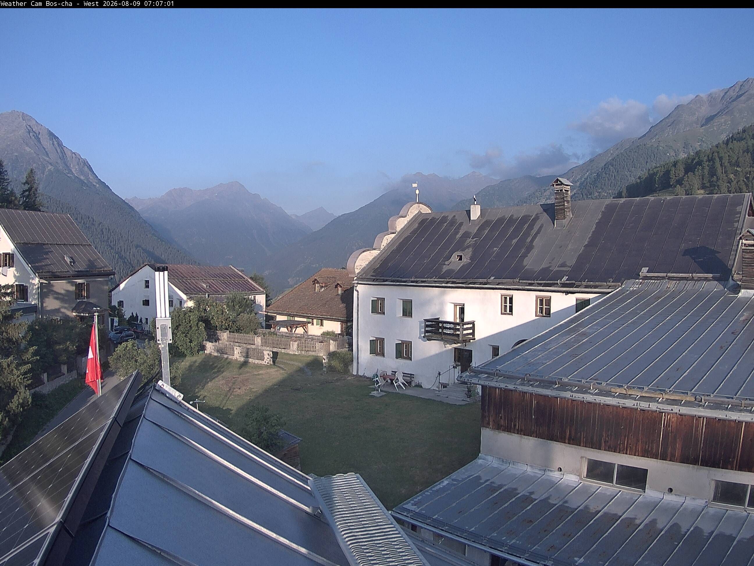 Bos-cha › Westen: Dorfplatz