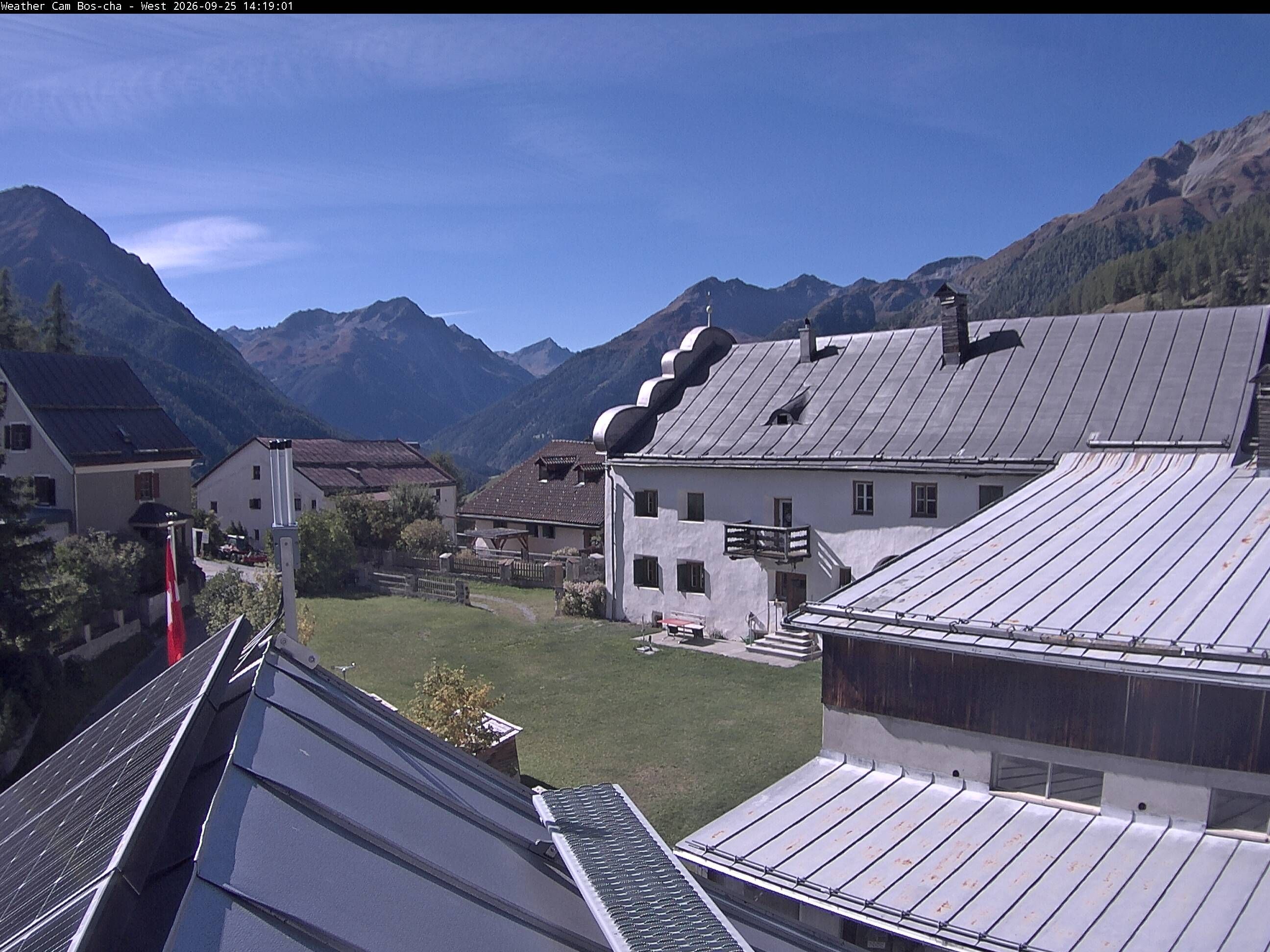 Bos-cha › Westen: Dorfplatz
