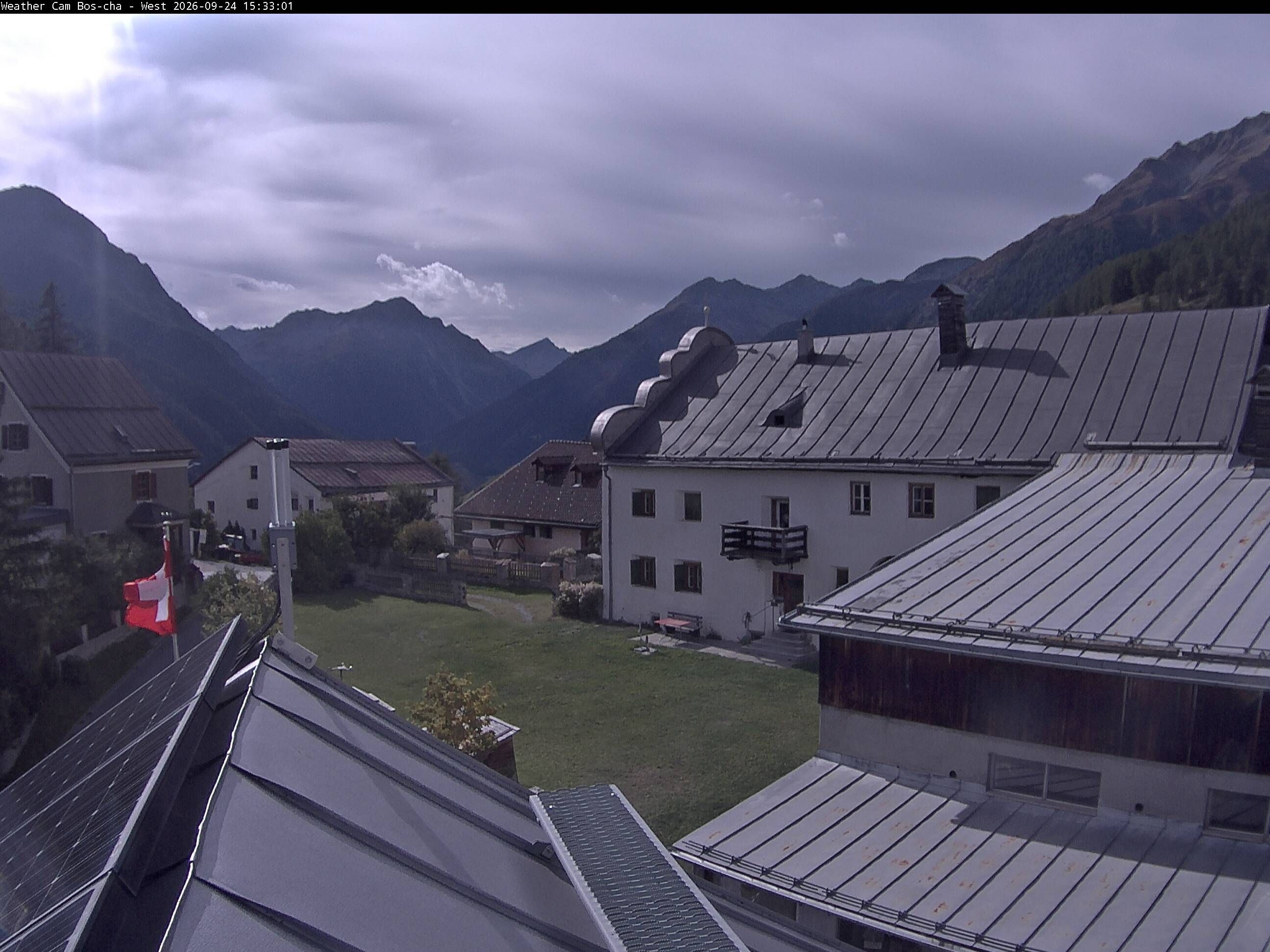 Bos-cha › Westen: Dorfplatz