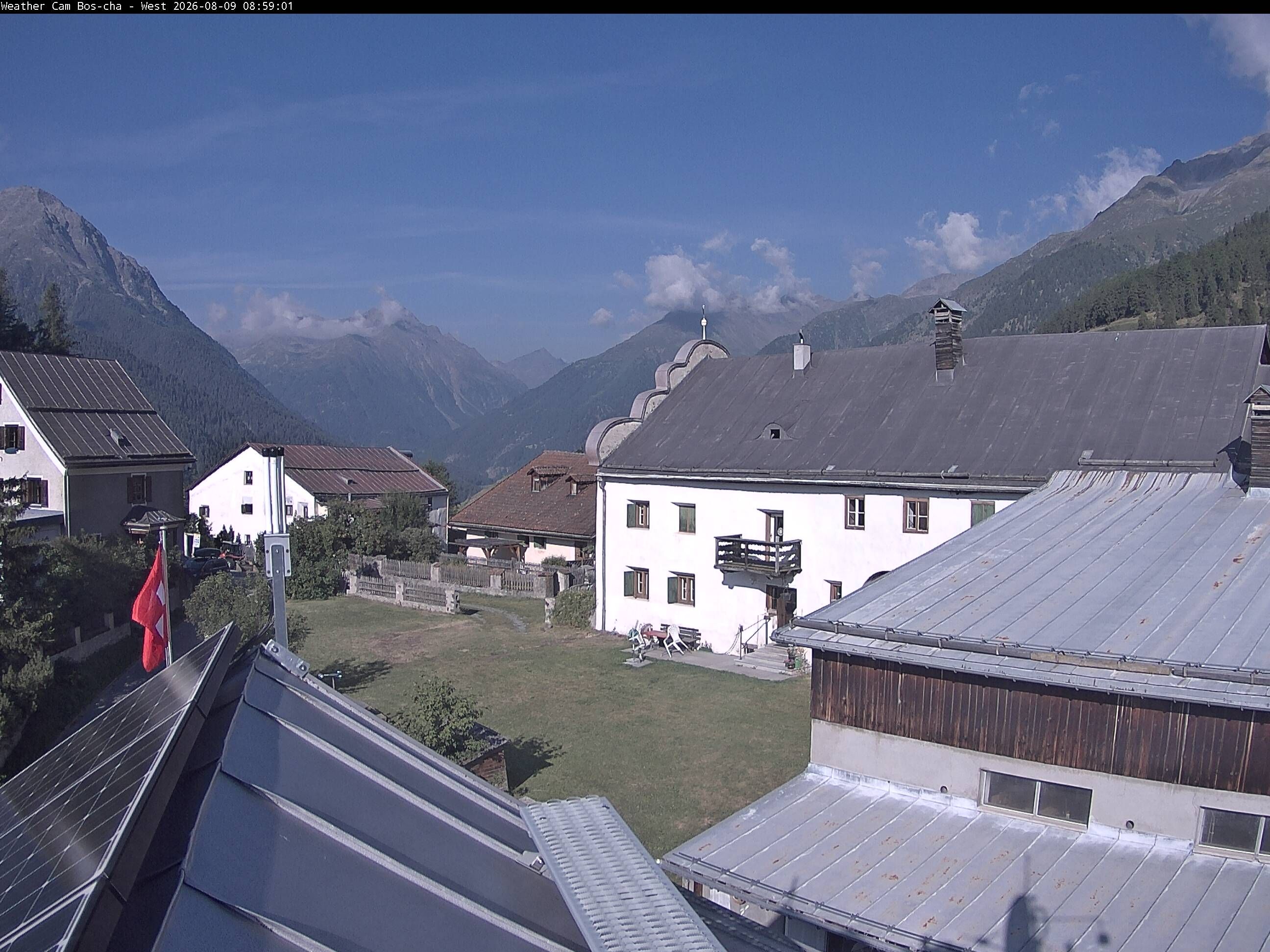 Bos-cha › Westen: Dorfplatz