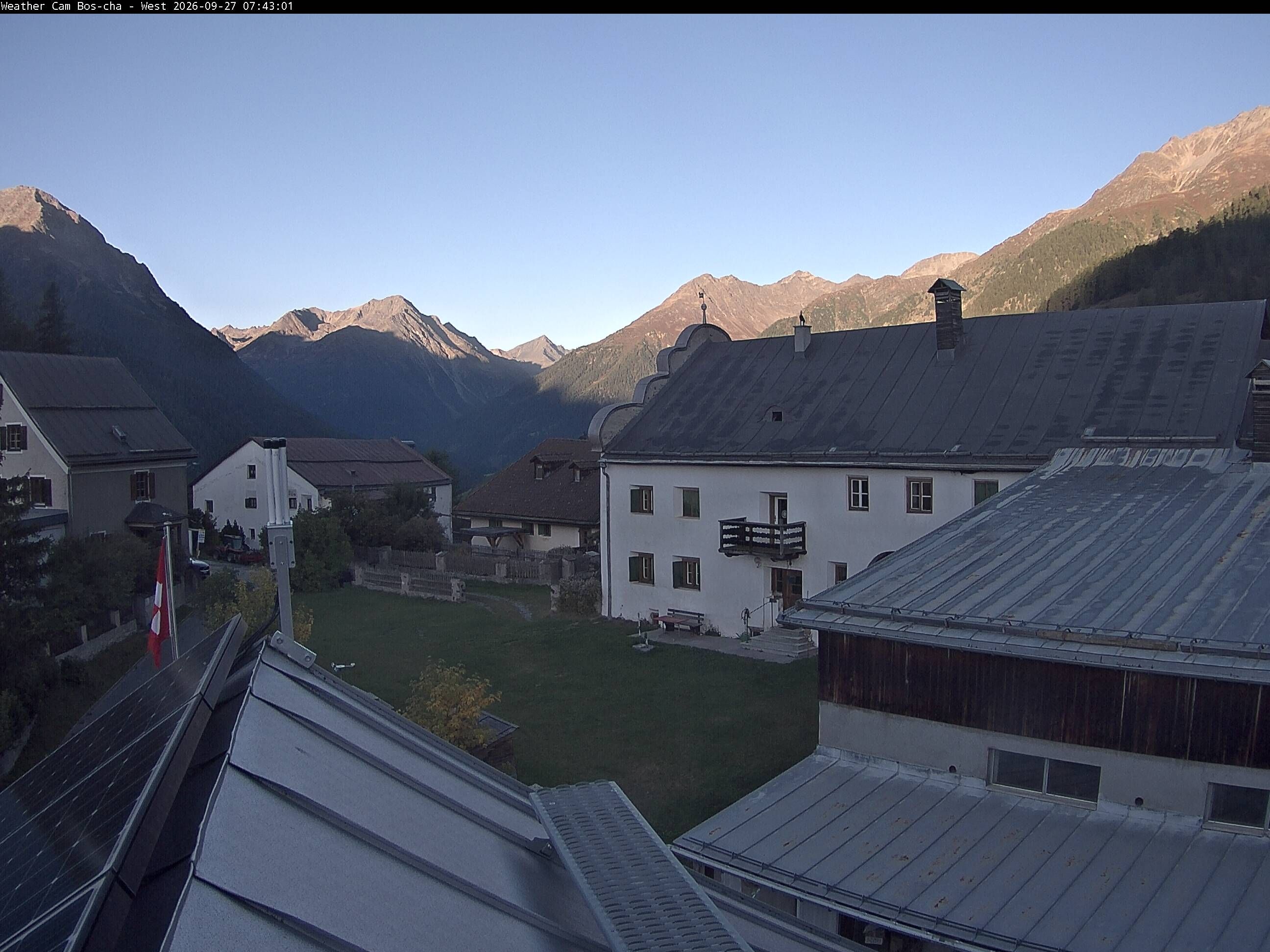 Bos-cha › Westen: Dorfplatz