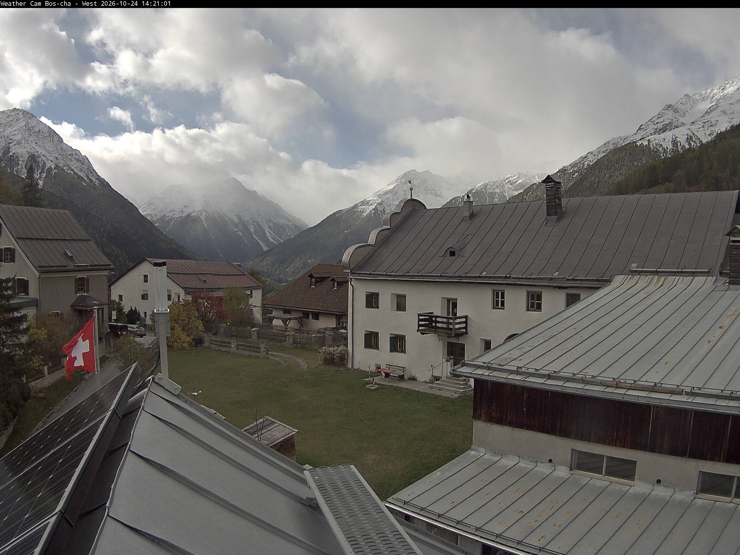 Bos-cha › Westen: Dorfplatz