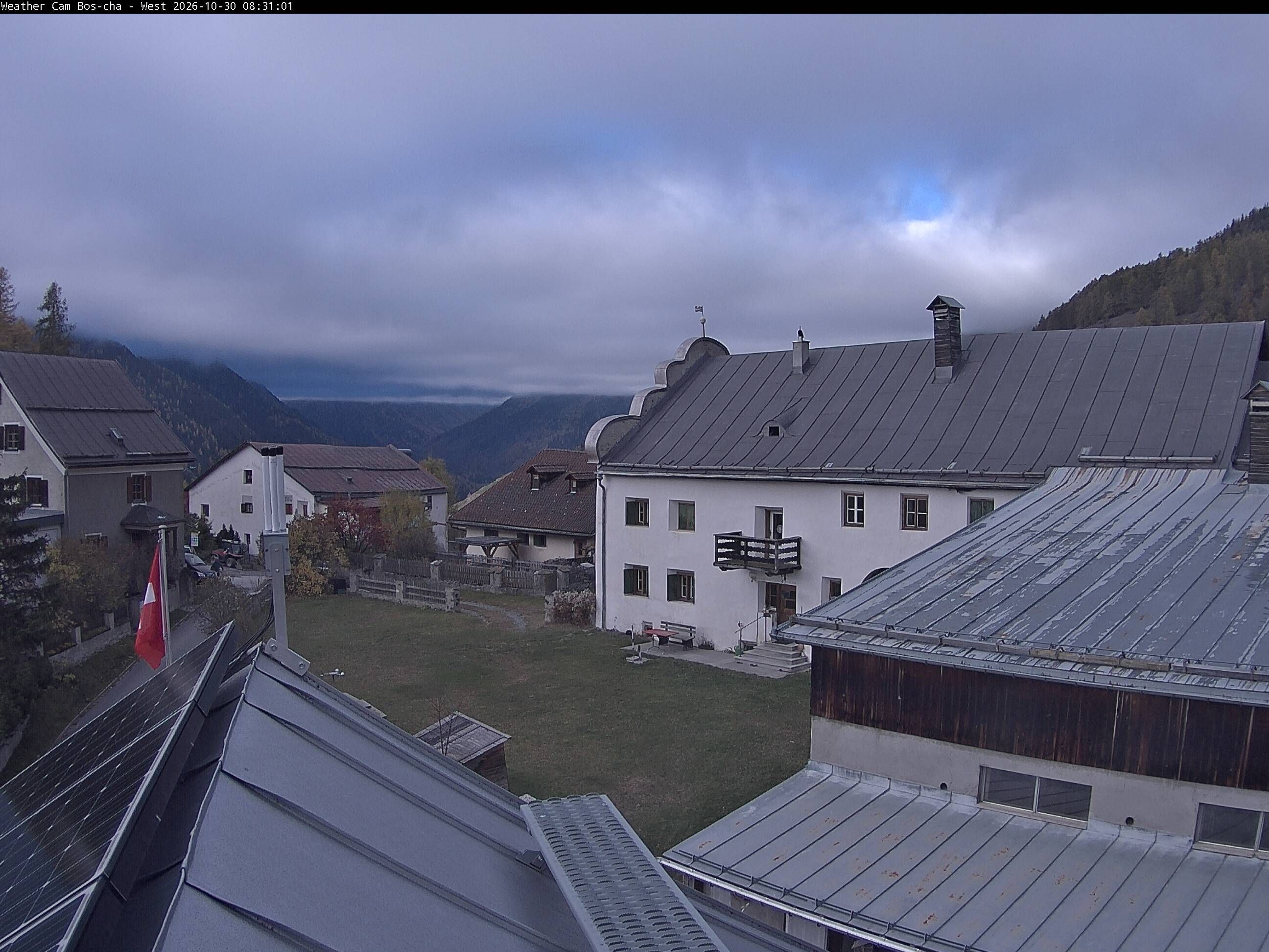 Bos-cha › Westen: Dorfplatz