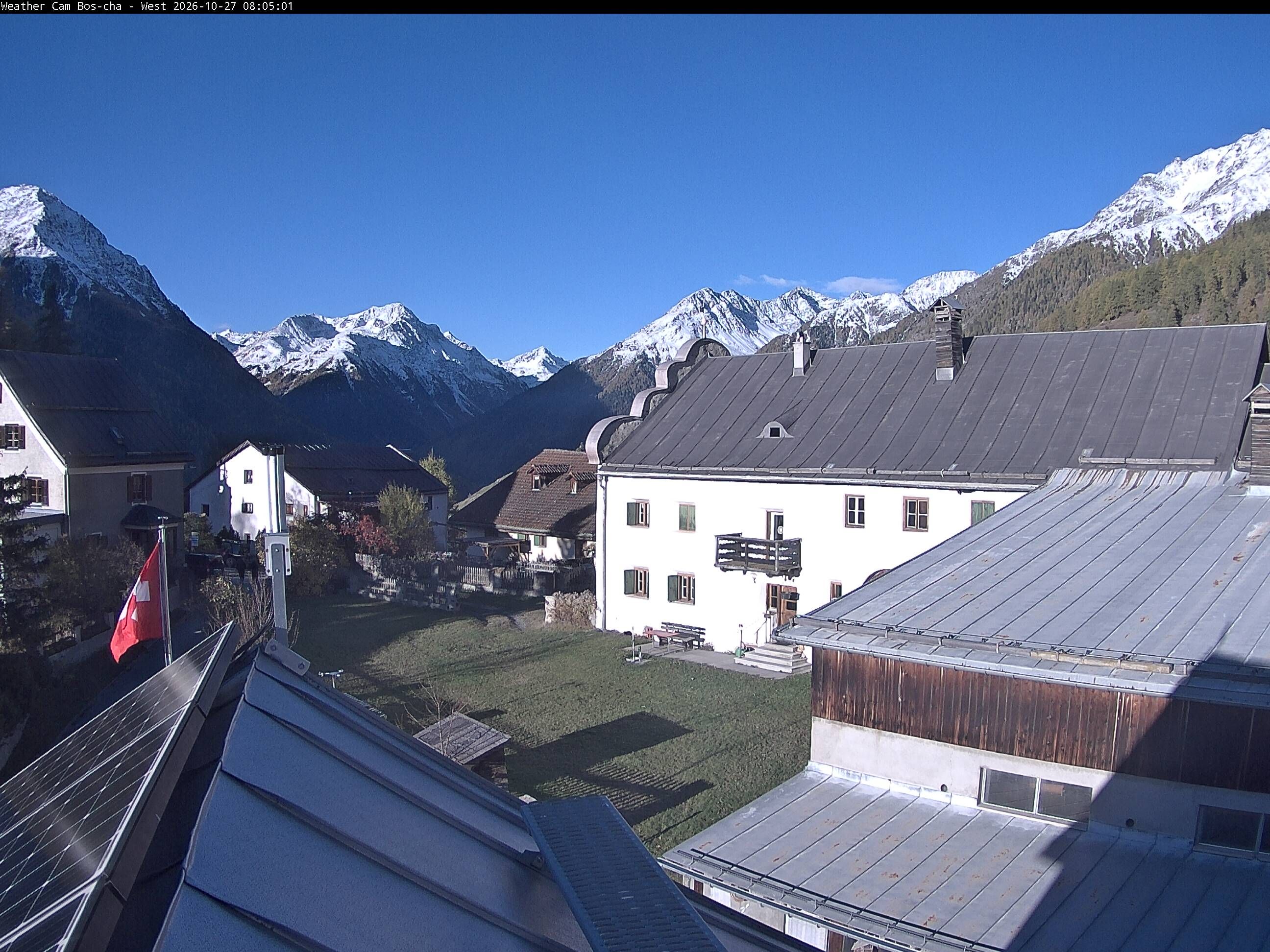 Bos-cha › Westen: Dorfplatz