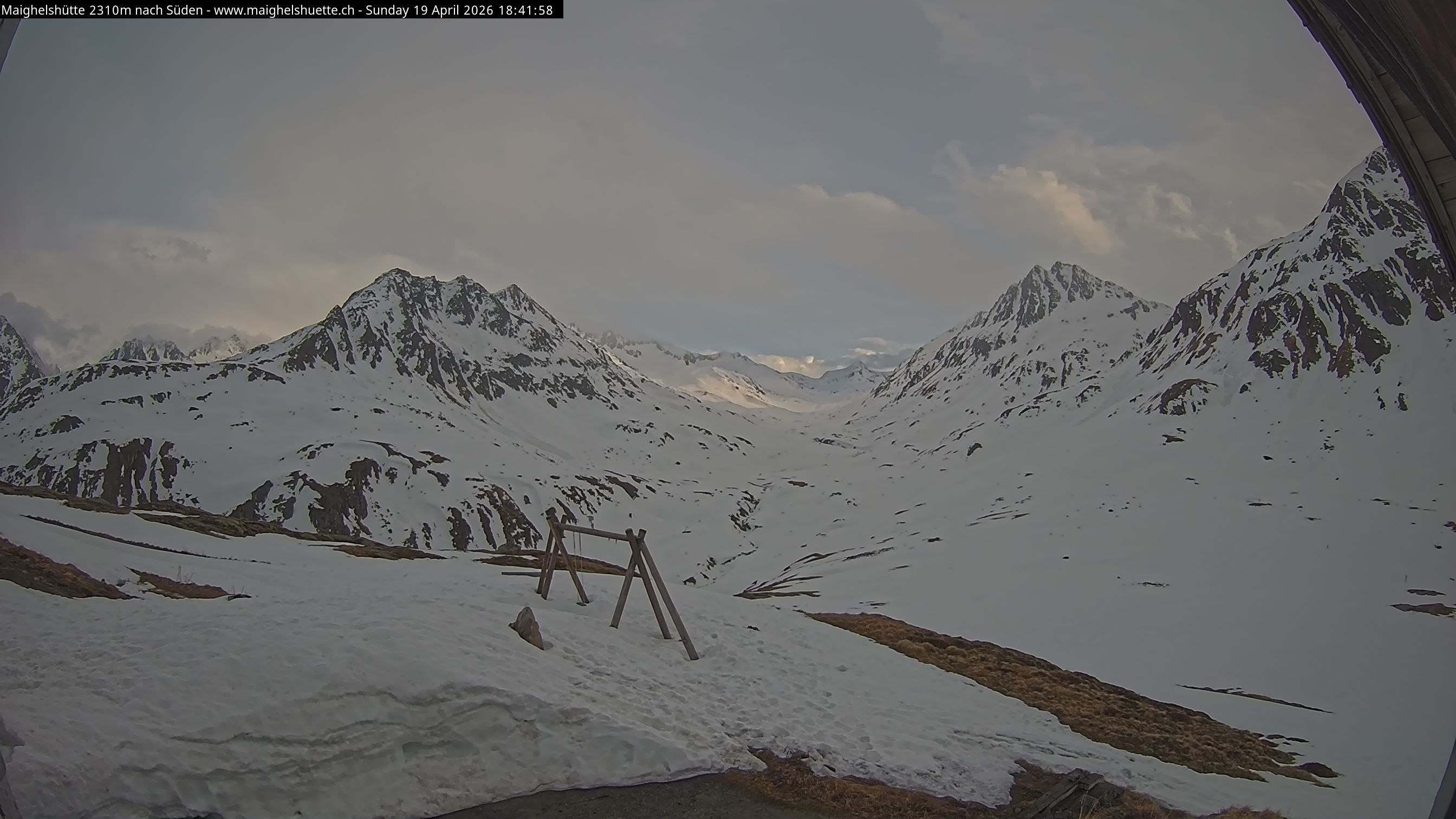 Tujetsch › Süden: Camona da Maighels - Maighels - Piz Plaunca Cotschna - Oberalppassbach - Pass Maighels - Glatscher da Maighels - Piz Ravetsch - Piz Borel