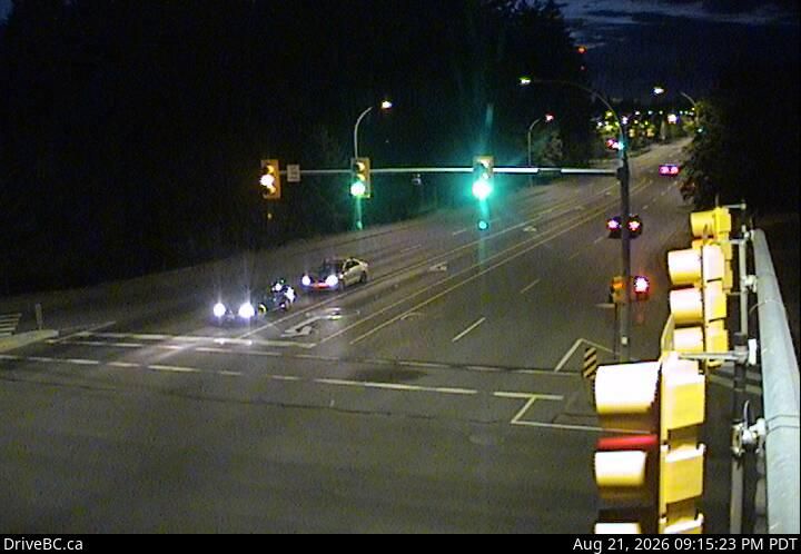 Traffic Cam Courtenay › North: Intersection of Ryan Rd and Lerwick Rd in - looking north