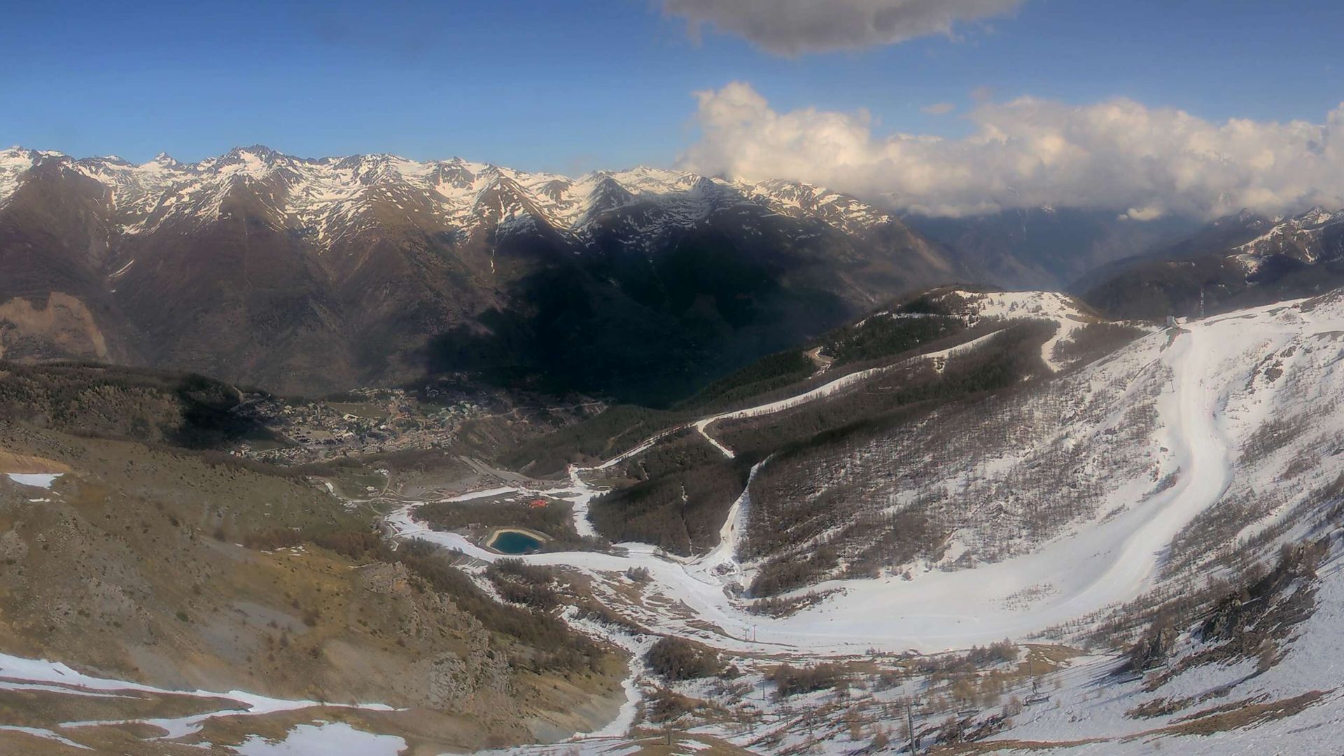 Traffic Cam Saint-Etienne-de-Tinee: Auron - Las Donnas