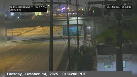 Traffic Cam Westminster › North: I-405 : Goldenwest Avenue