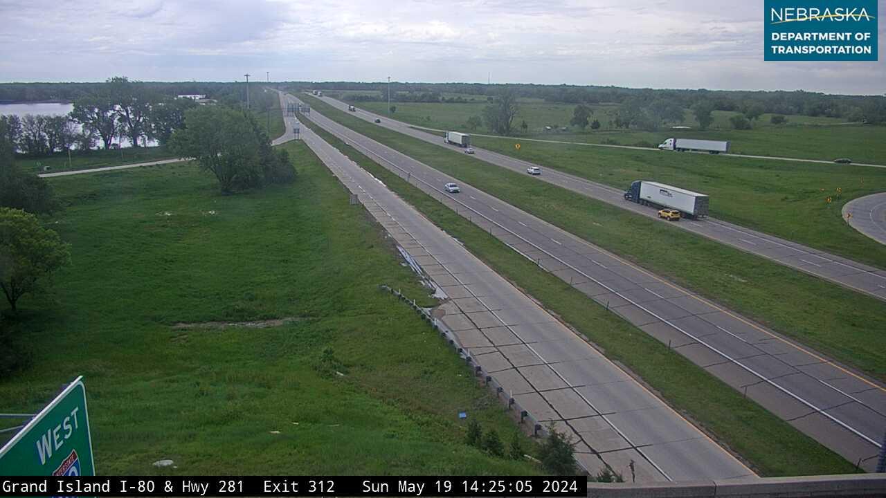 Traffic Cam Doniphan: I-80: Grand Island Exit 312: Interstate View