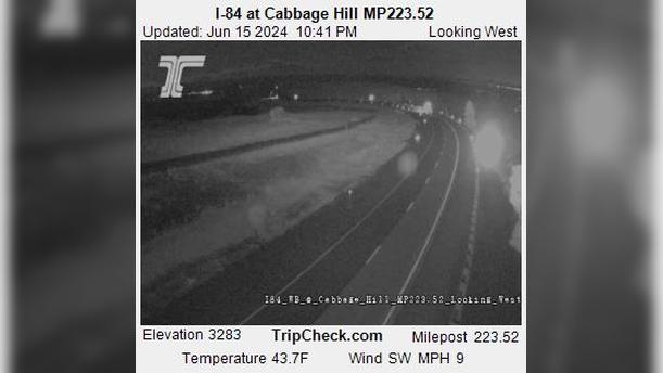 Traffic Cam Umatilla: I-84 at Cabbage Hill MP223.52
