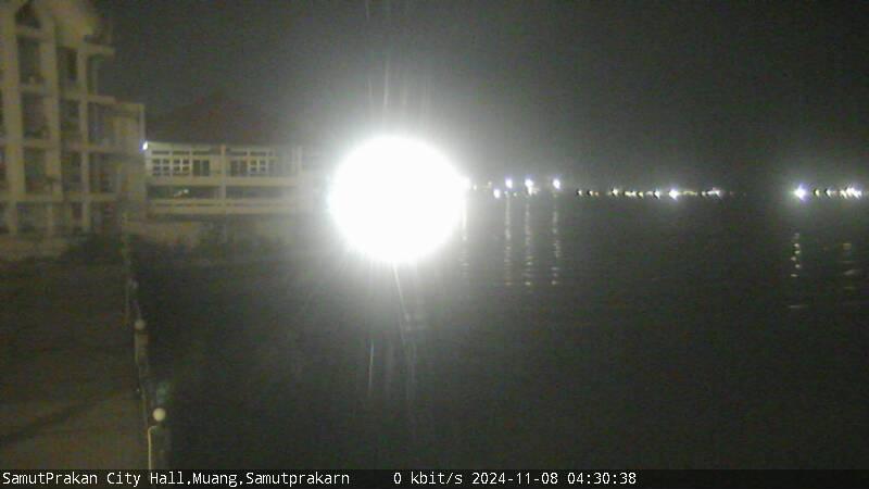 Cityscapes and Waterways with Samut Prakan Webcam