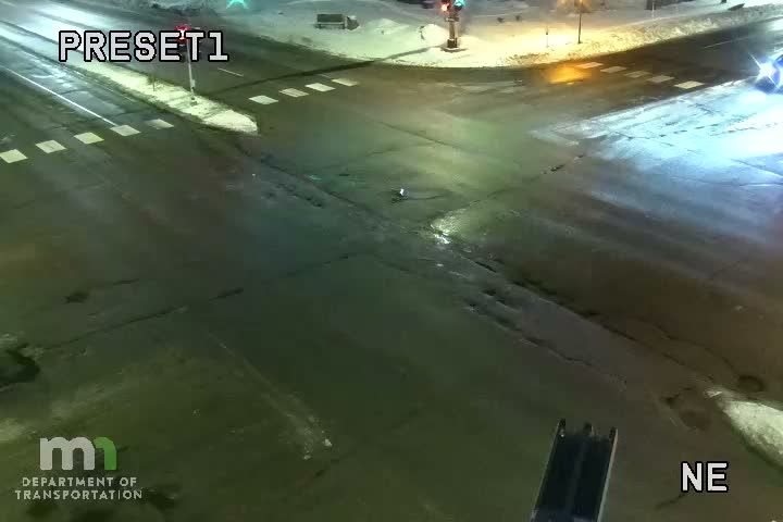 Traffic Cam Fridley: T.H.47 SB @ Mississippi St