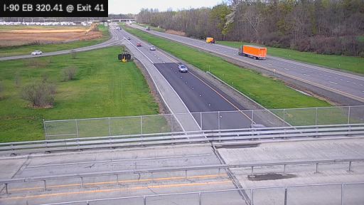 Traffic Cam Magee › East: I-90 at Interchange 41 (Waterloo)