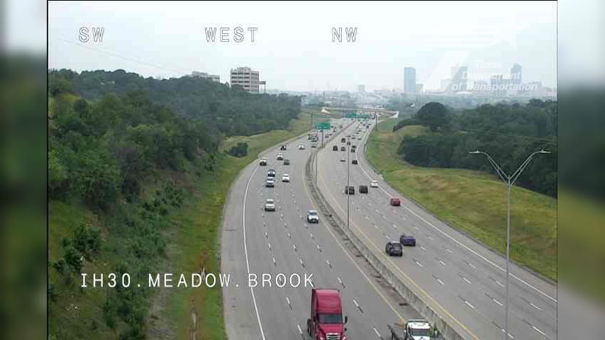Traffic Cam Fort Worth › East: I-30 @ Meadow Brook Hill
